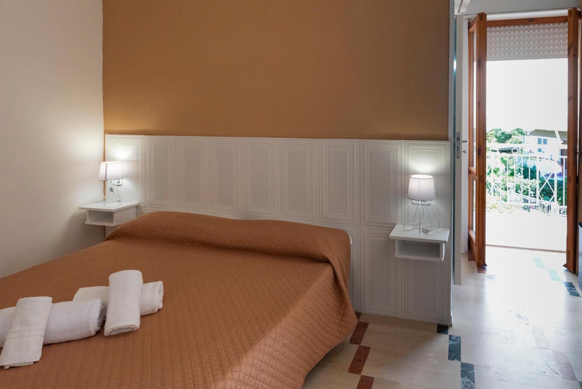 Bed and Breakfast Solaris Paestum Exteriér fotografie